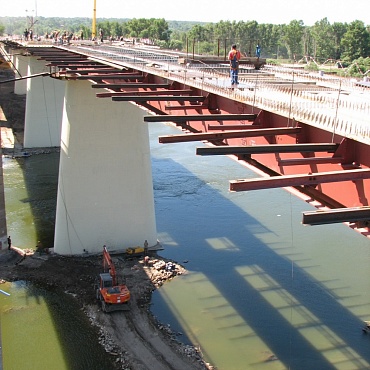 Строительство моста в Алексине